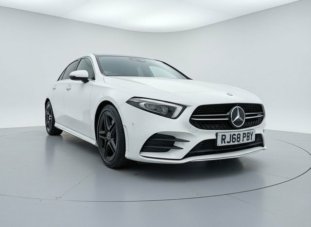 Mercedes-Benz A Class A180 Amg Line Premium RJ68PBY White #4