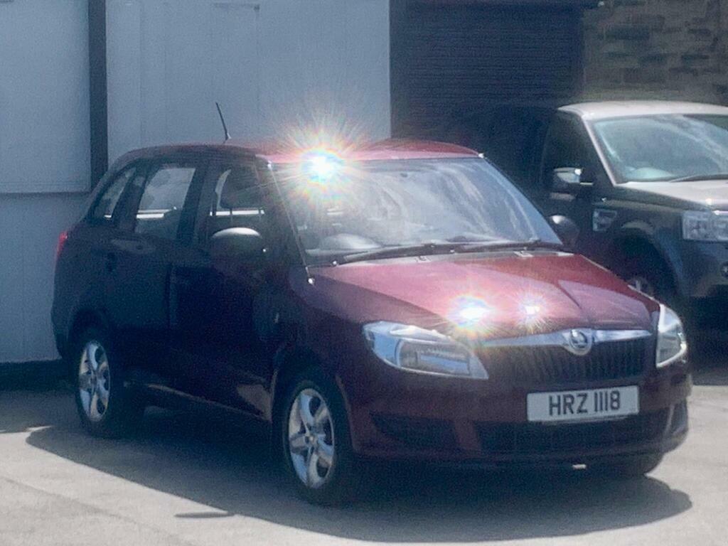 Skoda Fabia 1.6 Tdi S Euro 5 Red