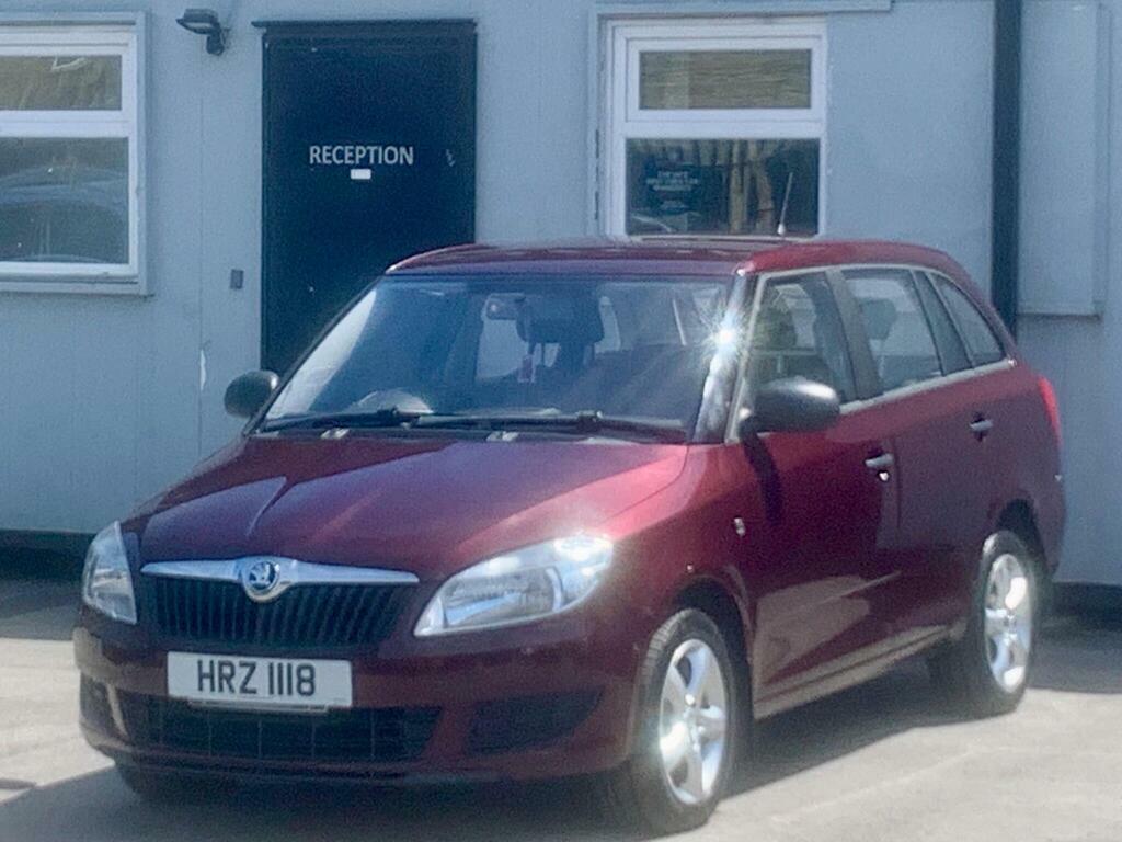 Skoda Fabia 1.6 Tdi S Euro 5 Red #3