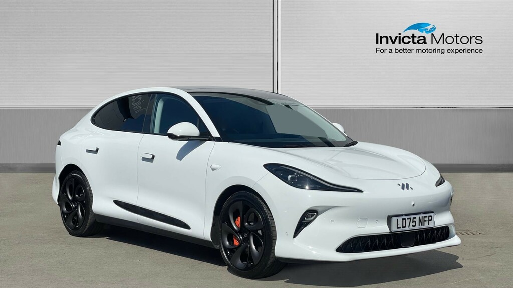 MG IM6 Launch Edition LD75NFP White