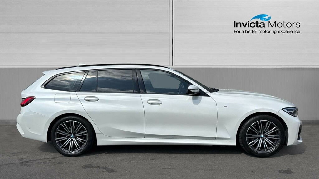 BMW 3 Series M Sport AF69XWH White #2