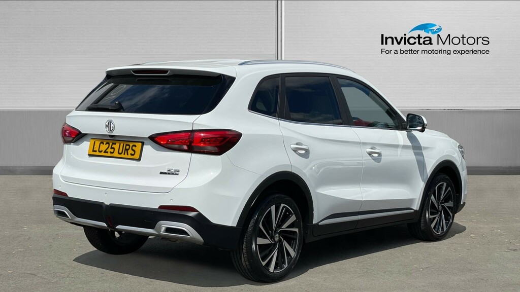MG ZS Trophy LC25URS White #3