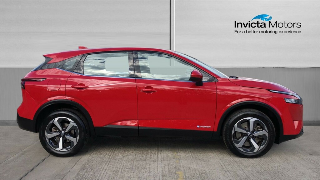 Nissan Qashqai Acenta Premium DX24OZR Red #2
