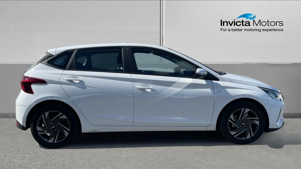 Hyundai I10 Se Connect BF23LWL White #2