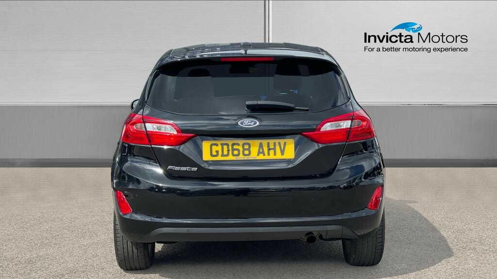Ford Fiesta Titanium Black #4