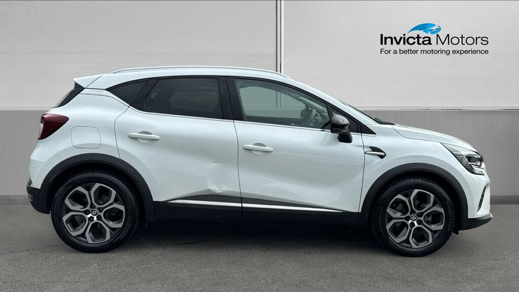 Renault Captur Techno MT23ZXN White #2