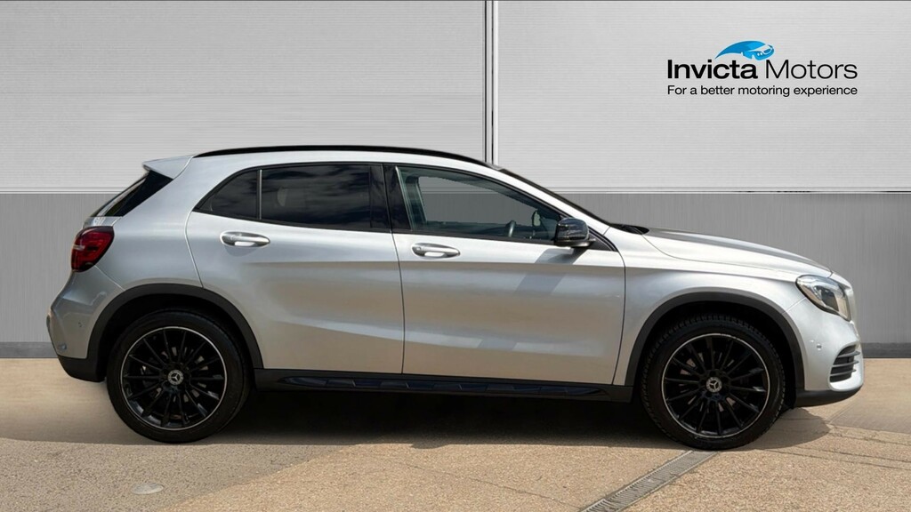 Mercedes-Benz GLA Class Amg Line Premium PJ18NXC Silver #2
