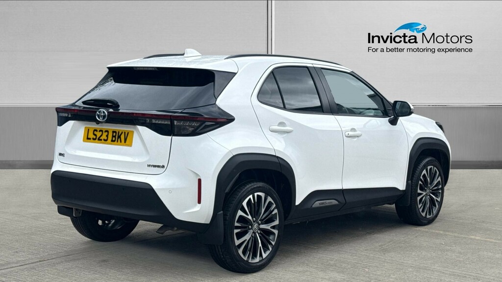 Toyota Yaris Cross Excel LS23BKV White #3