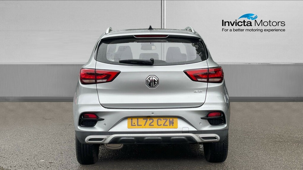 MG ZS Exclusive Silver #4