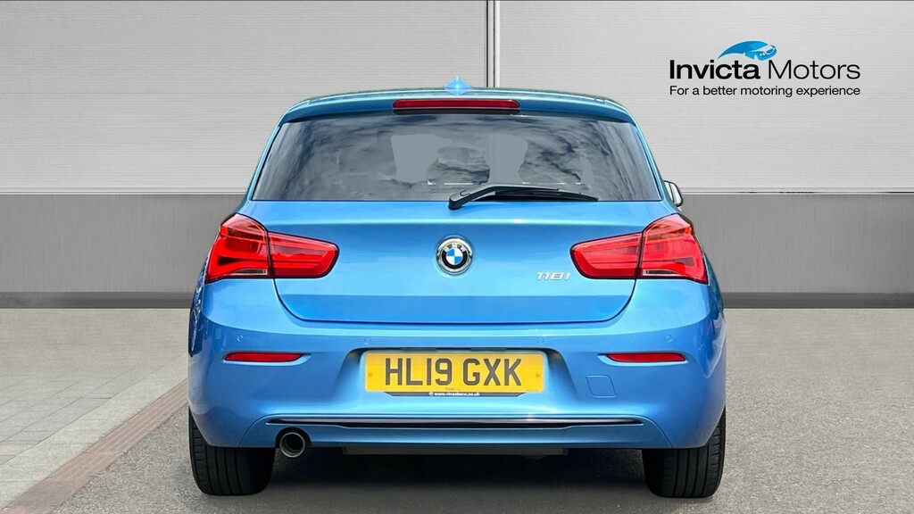 BMW 1 Series Sport HL19GXK Blue #4