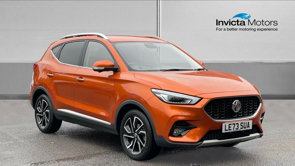 MG ZS Exclusive Orange