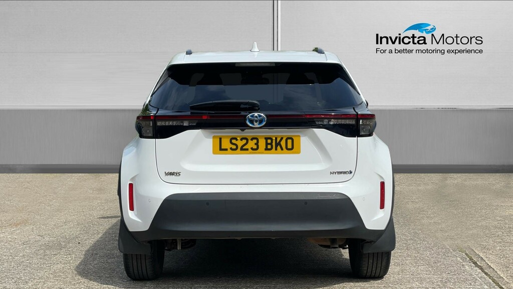 Toyota Yaris Cross Excel LS23BKO White #4