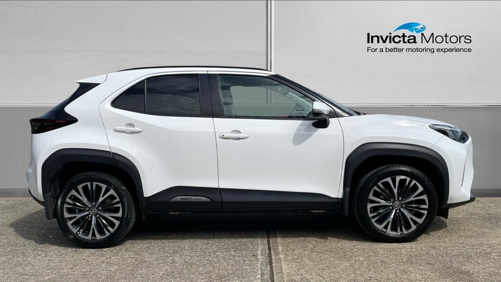 Toyota Yaris Cross Excel LS23BKO White #2