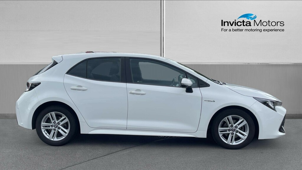 Toyota Corolla Icon Tech ND70ZFL White #2