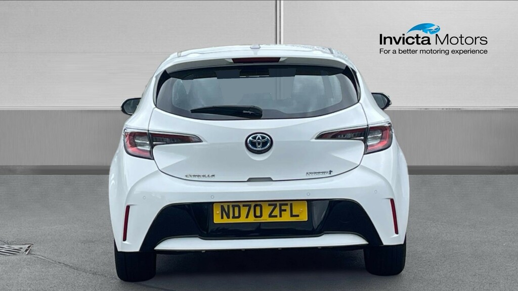 Toyota Corolla Icon Tech ND70ZFL White #4