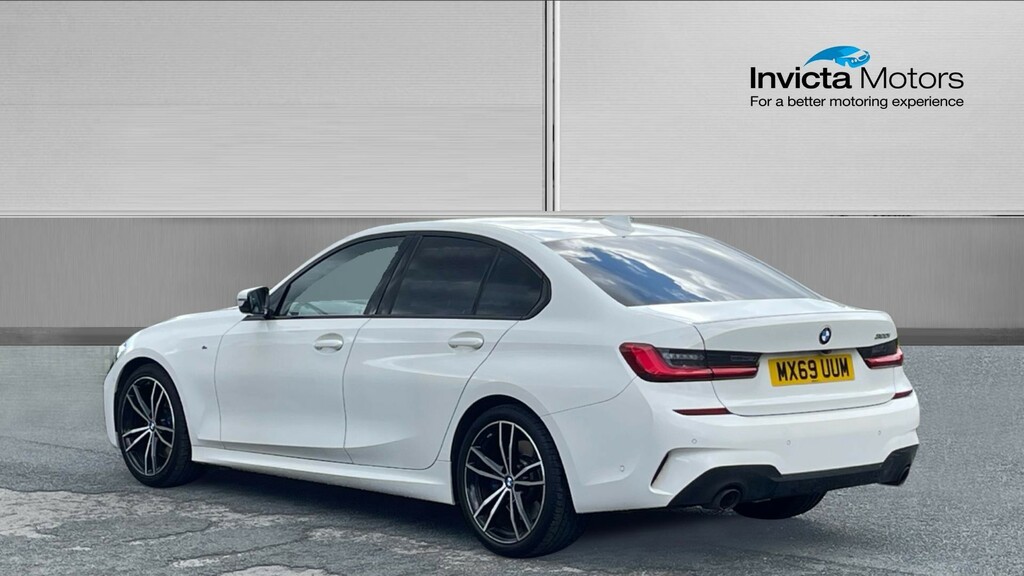BMW 3 Series M Sport MX69UUM White #5