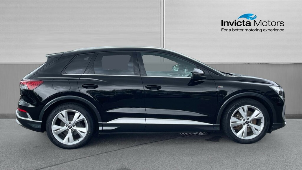 Audi Q4 E Tron S Line ND73UJB Black #2