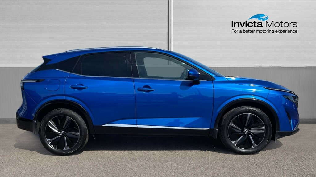 Nissan Qashqai Tekna Blue #2