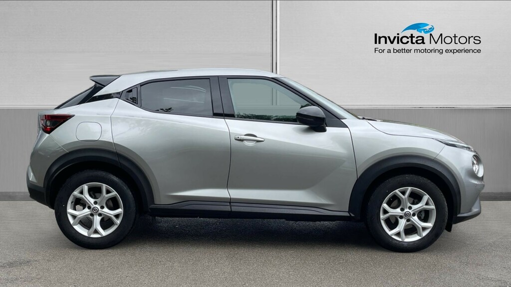 Nissan Juke N-connecta Silver #2