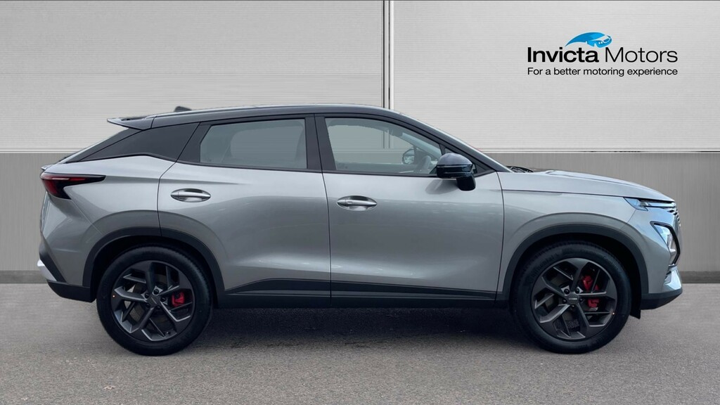 Omoda 5 Petrol Noble GF74OHL Black #2