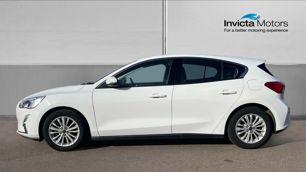 Ford Focus Titanium White #6