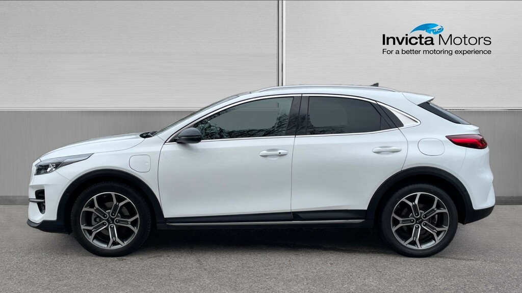 Kia Xceed First Edition BG70ZRK White #6