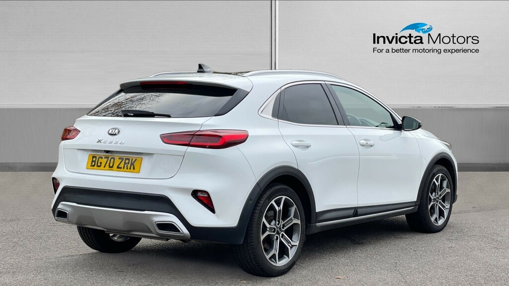 Kia Xceed First Edition BG70ZRK White #3