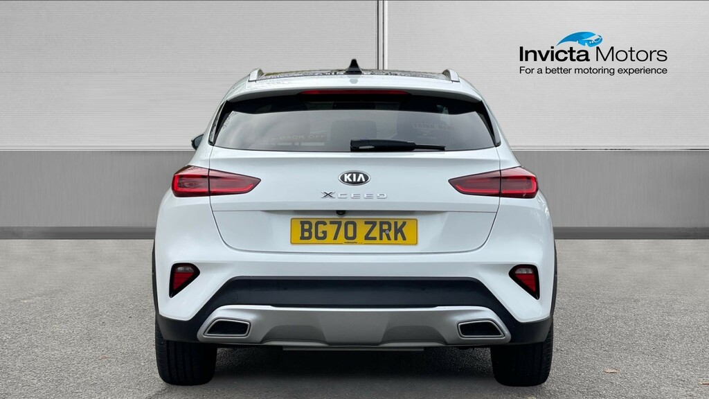 Kia Xceed First Edition BG70ZRK White #4