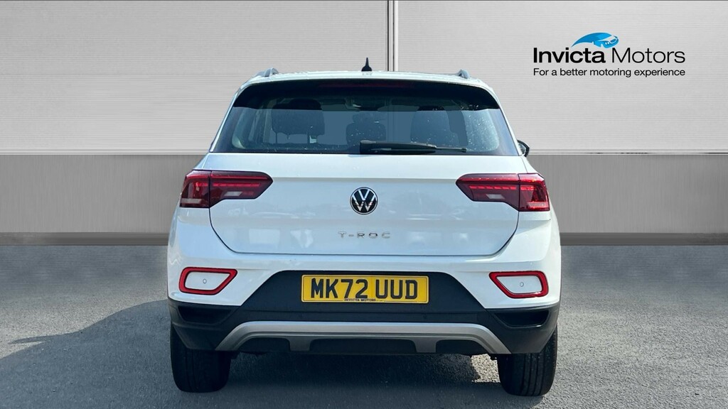 Volkswagen T-Roc Life MK72UUD White #4