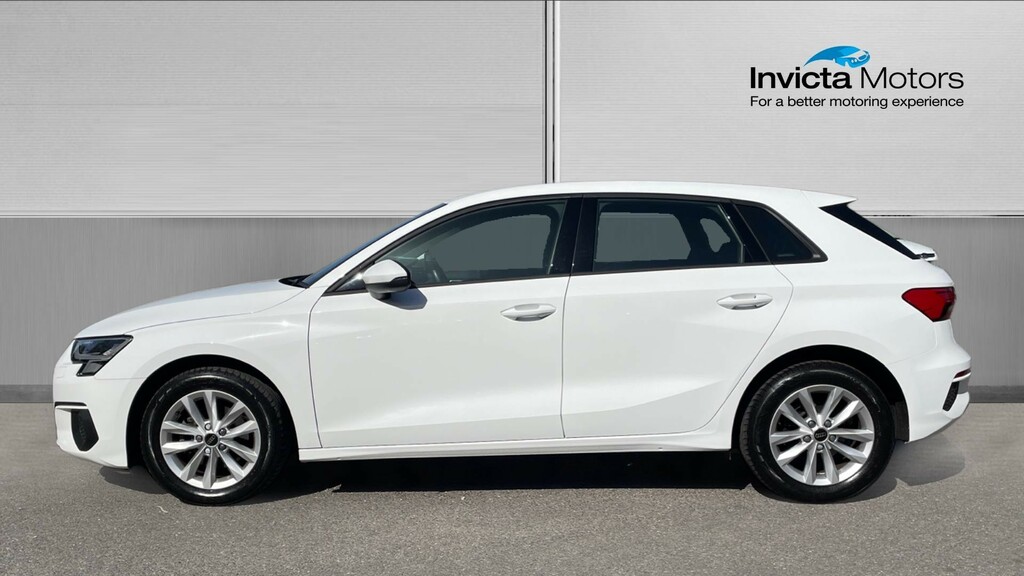 Audi A3 Technik White #6