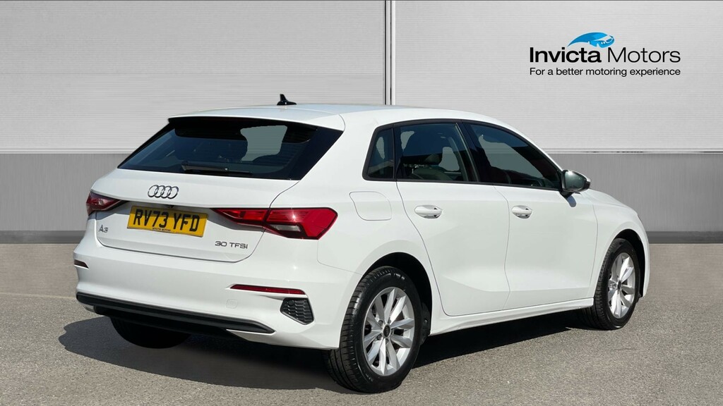 Audi A3 Technik White #3
