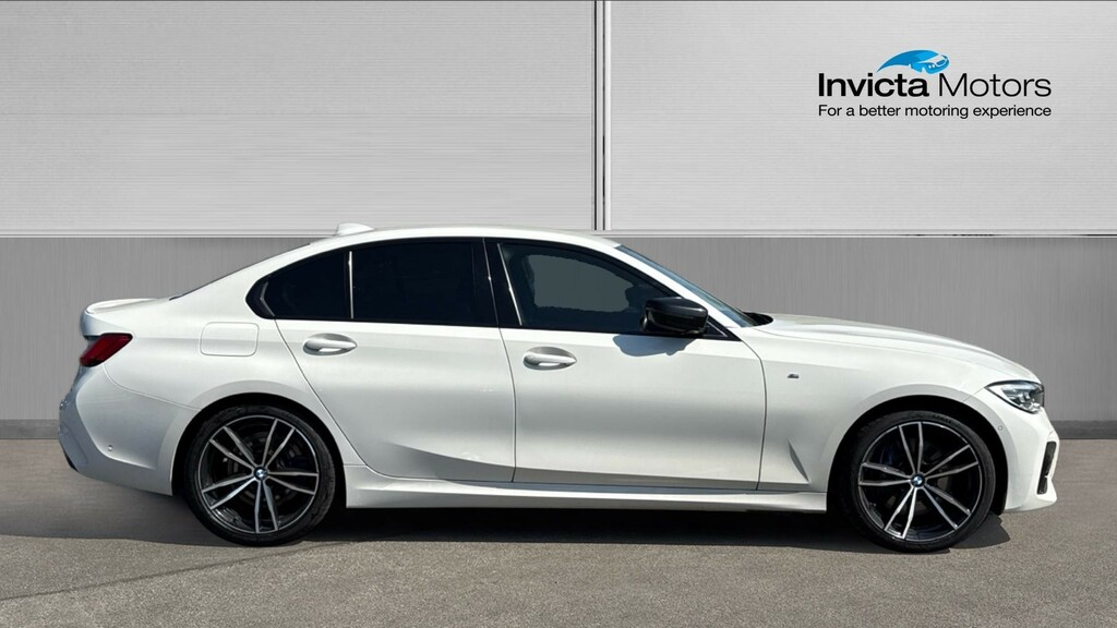 BMW 3 Series M Sport FH19HDZ White #2