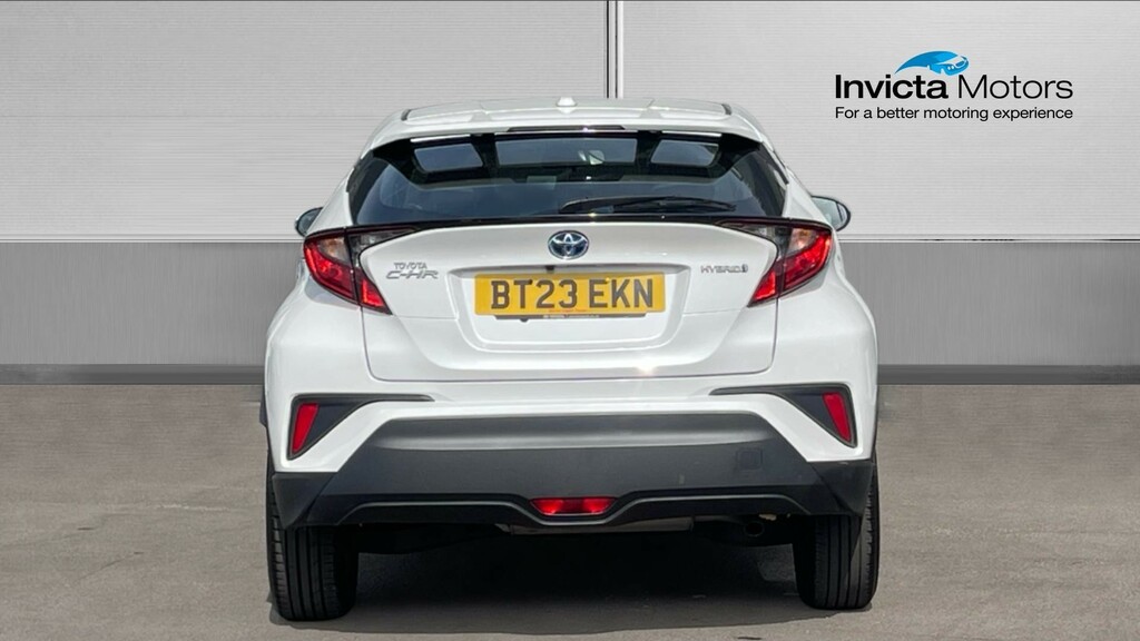 Toyota C-Hr Icon BT23EKN White #4