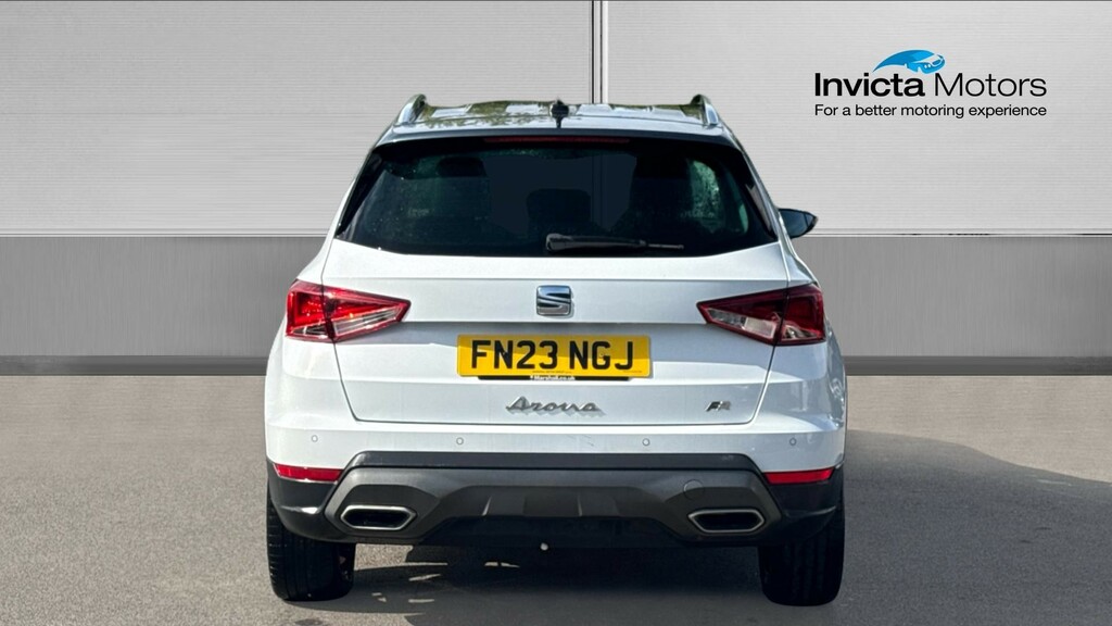 Seat Arona Fr Edition FN23NGJ White #4