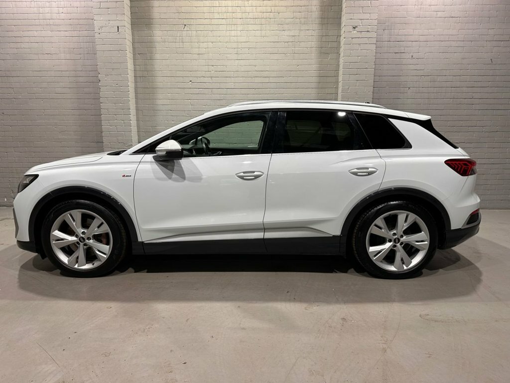 Audi Q4 E Tron Suv WR71BXO White #4