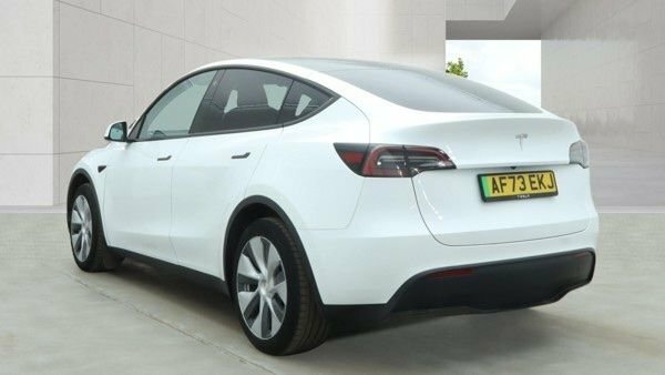Tesla Model Y Suv AF73EKJ White #6