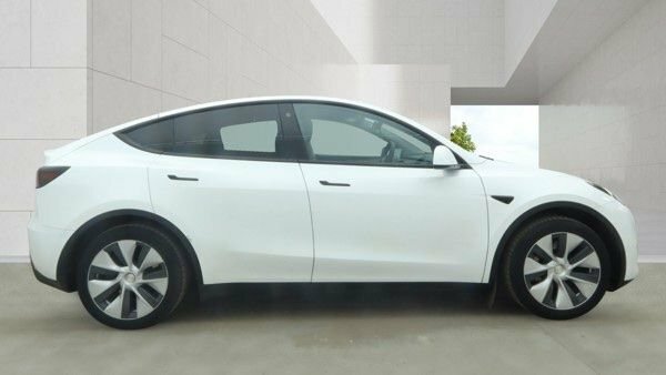 Tesla Model Y Suv AF73EKJ White #5