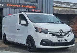 Renault Trafic 1.6 Dci 29 Business Panel Van Lw White