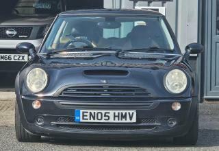 Mini Hatch 1.6 One Hatchback Cvt Euro 4 90 Bhp Black #3
