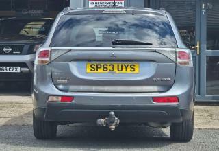 Mitsubishi Outlander 2.2 Di-d Gx4 Suv 4Wd Euro 5 Ss Grey #4