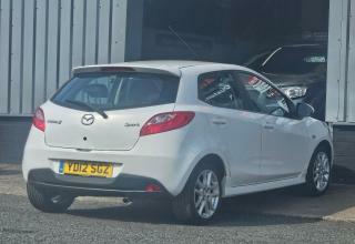 Mazda 2 1.5 Sport Hatchback Euro 5 102 White #6