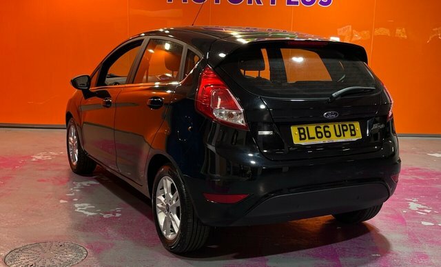 Ford Fiesta 1.0T Ecoboost Zetec Hatchback Eu Black