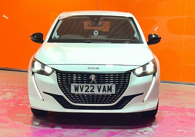 Peugeot 208 1.2 Puretech Allure Premium Hatchback M WV22VAM White #6