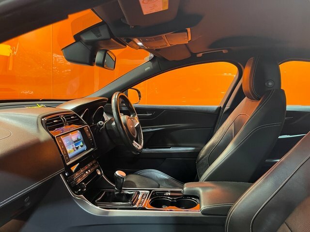 Jaguar XE 2.0D R-sport Saloon Euro 6 S S WN16VXU Grey #4