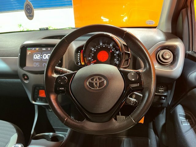 Toyota Aygo 1.0 Vvt-i X-plore Hatchback Euro YF68ZZB Grey #5