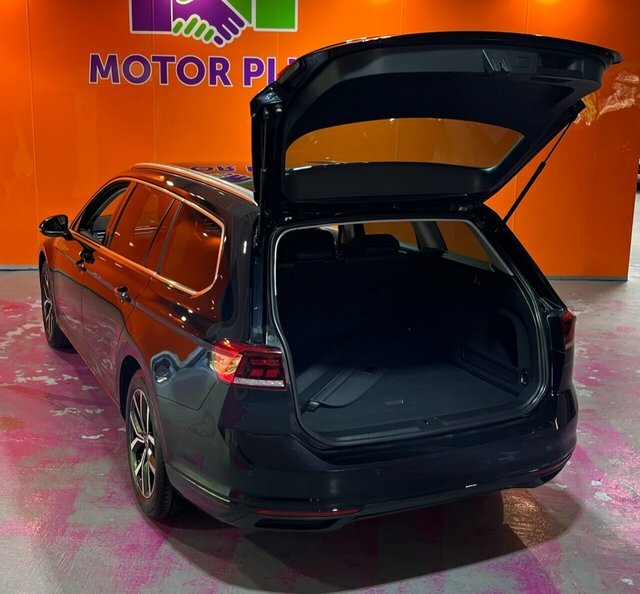 Volkswagen Passat 1.5 Tsi Evo Sel Estate Dsg Euro 6 S S Black #2