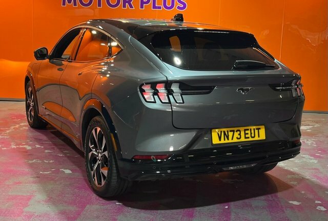 Ford Mustang Mach-E Extended Range 91Kwh Suv 2 VN73EUT Grey #3