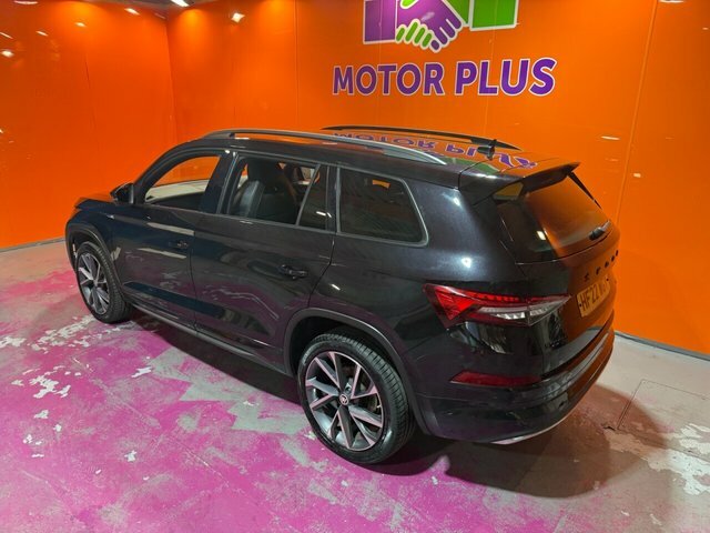 Skoda Kodiaq 2.0 Tdi Sportline Suv Dsg 4Wd Euro 6 S HF22WGY Black #4