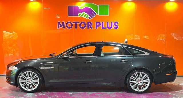 Jaguar XJ 3.0D V6 Portfolio Saloon Euro 5 S Grey #2