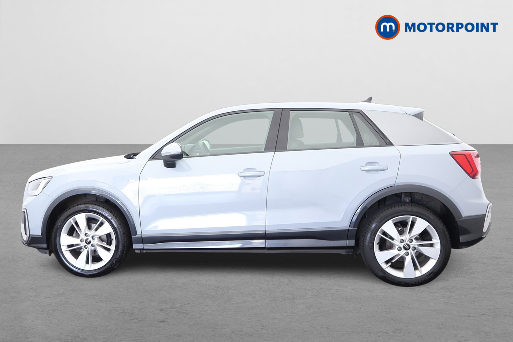 Audi Q2 30 Tfsi S Line EJ72XRB Grey #4